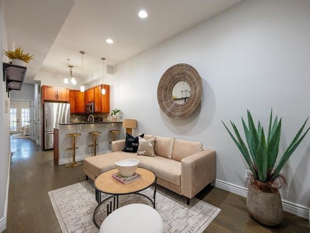 Condo for sale in Hudson, New Jersey