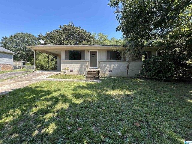House for sale in Adamsville, Alabama