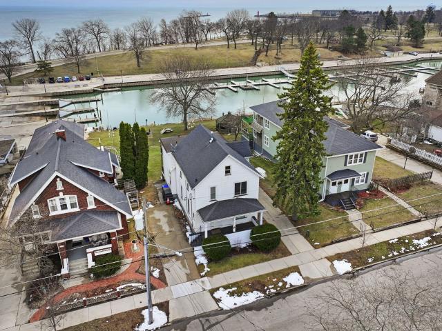 Property for sale in Kenosha, Wisconsin