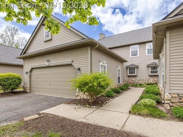 Townhouse for sale in Ortonville, Michigan