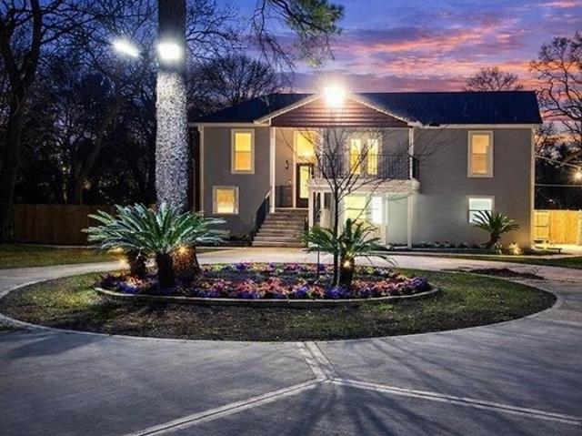 House for sale in Dickinson, Texas