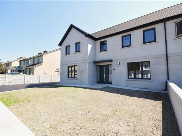 Detached House for sale in Listowel, South Tipperary