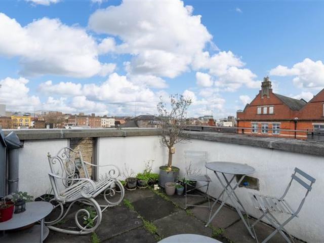 Apartment for sale in Bluebell, North Tipperary
