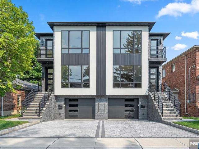 Duplex for rent in Fairview, New Jersey