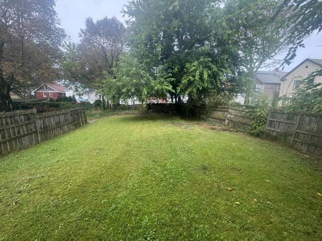 House for sale in Central Eastside, Erie