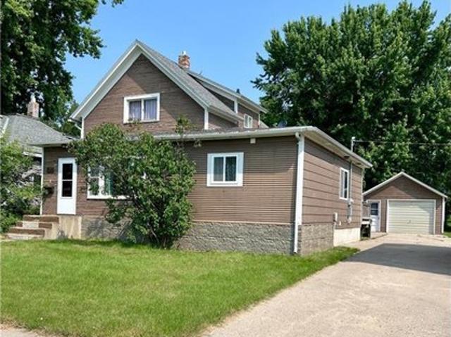 House for sale in Valley City, North Dakota