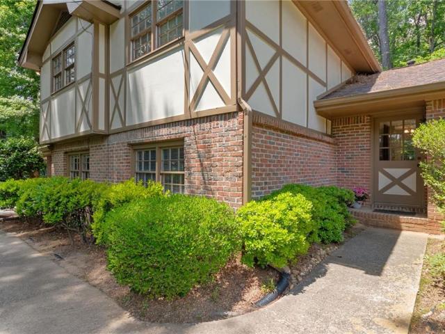 House for sale in Lilburn, Georgia