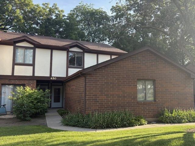 Condo for sale in Mchenry, Illinois