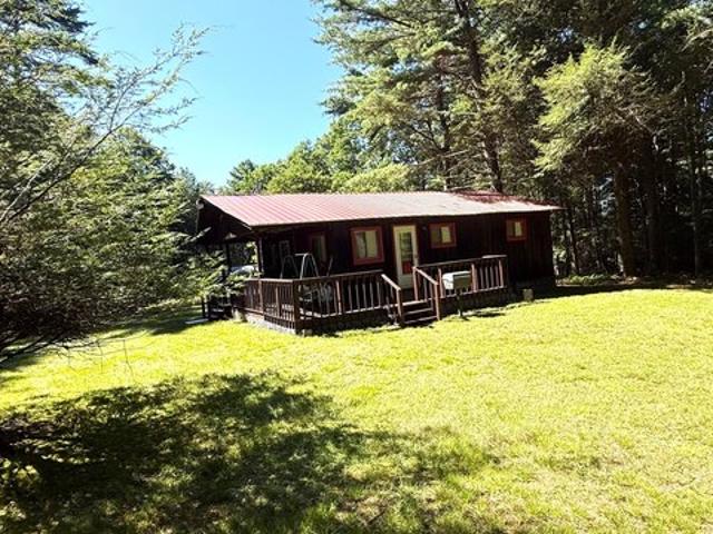 House for sale in Green Bank, West Virginia