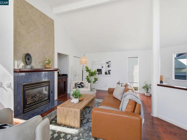 Condo for sale in Alameda, California