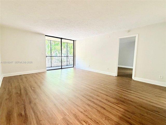 Condo for sale in Plantation, Florida