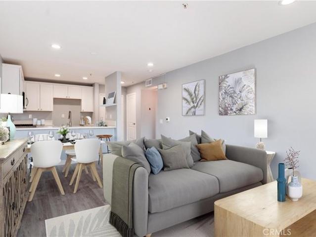 Condo for sale in Santa Ana, California