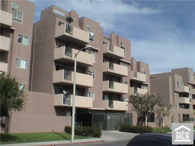 Condo for sale in Santa Ana, California