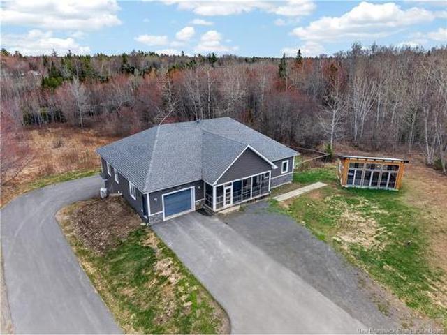 House for sale in Miramichi Bay, New Brunswick