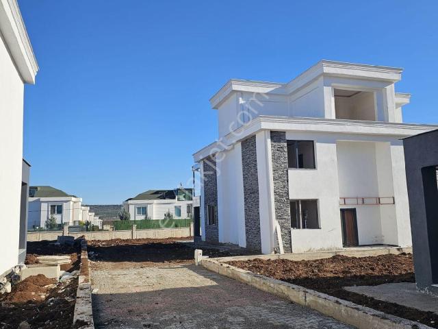 Yenişehir içerisinde satılık Villa
