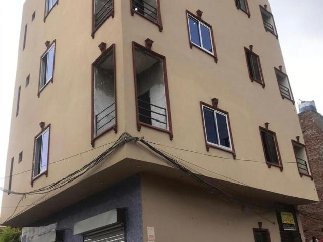 Apartment for sale in Lahore