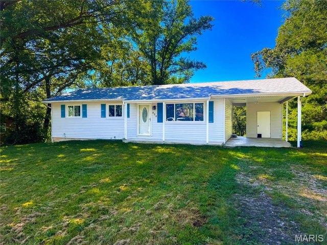 House for sale in Bourbon, Missouri