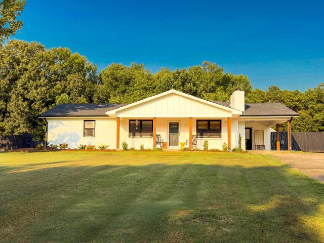 House for sale in Russellville, Alabama