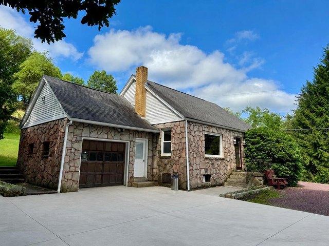House for sale in Punxsutawney, Pennsylvania