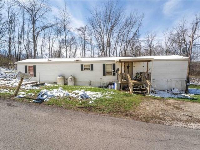 House for sale in Farmington, Pennsylvania