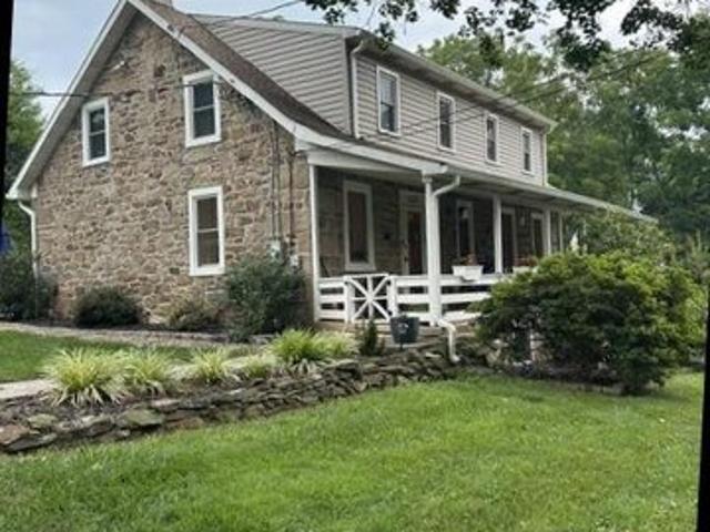 House for sale in New Oxford, Pennsylvania