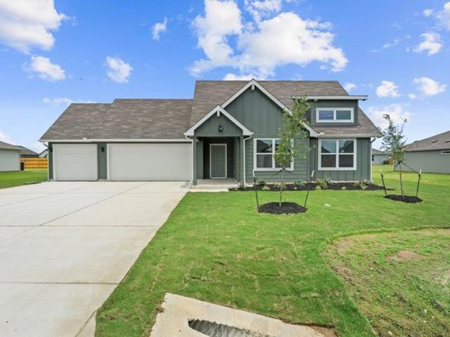 House for sale in Lockhart, Caldwell County
