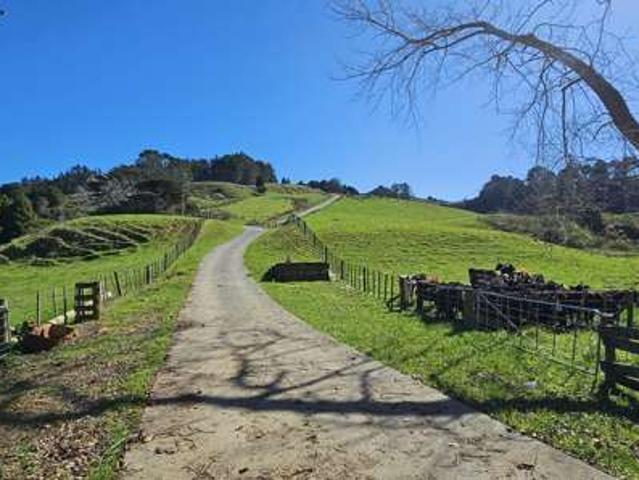Property for sale in Kawau Island