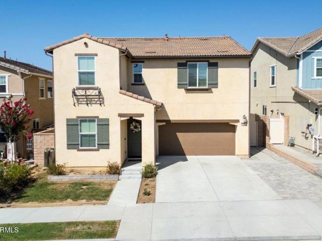 House for sale in Santa Paula, California