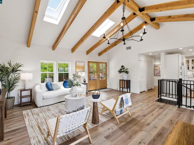 House for sale in Pleasant Hill, California
