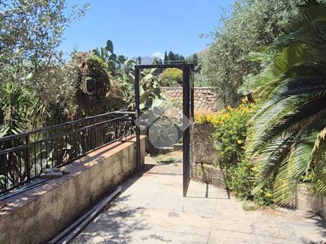 Villa Indipendente in affitto a Villaggio Santa Rosalia, Monreale
