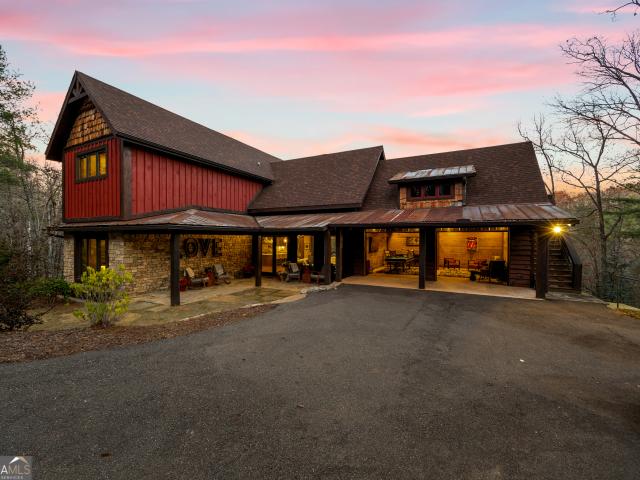 House for sale in Blue Ridge, Georgia