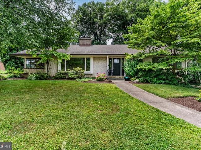 House for sale in Cumberland, Pennsylvania