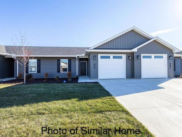 Townhouse for sale in Eldridge, Iowa