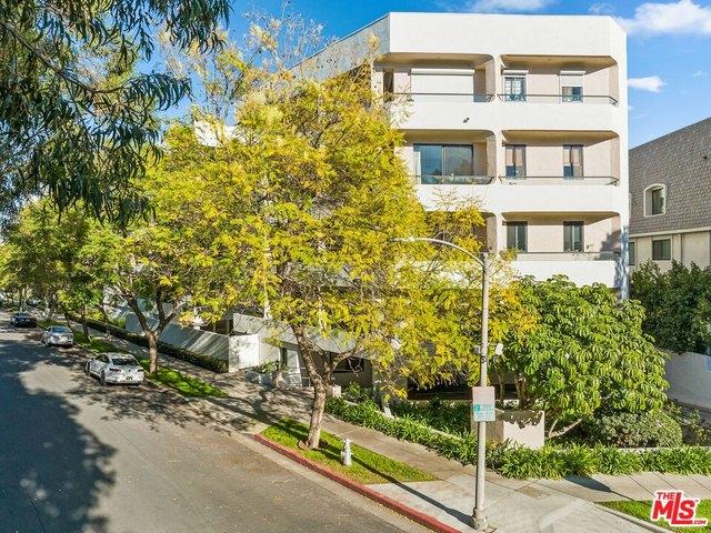 Condo for sale in Beverly Hills, California