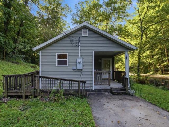 House for sale in Powell, Kentucky