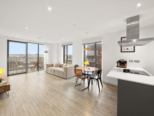 Apartment for rent in London Borough of Ealing, Greater London