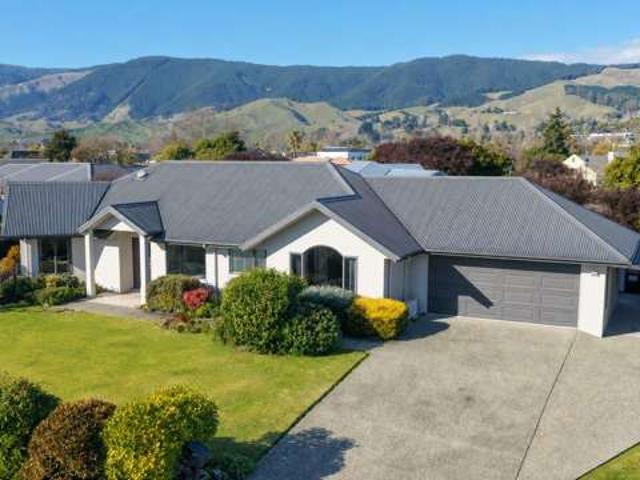 House for sale in Cable Bay, Nelson Bays
