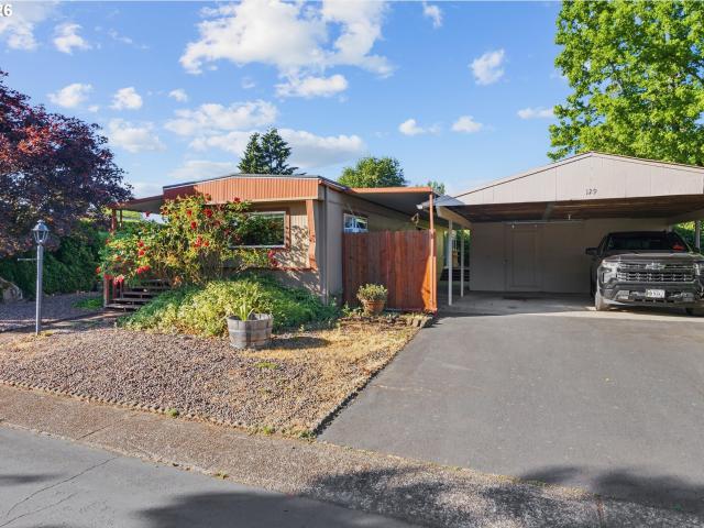 House for sale in Oregonia
