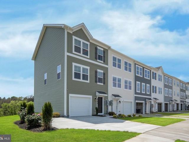 Townhouse for sale in Virginia