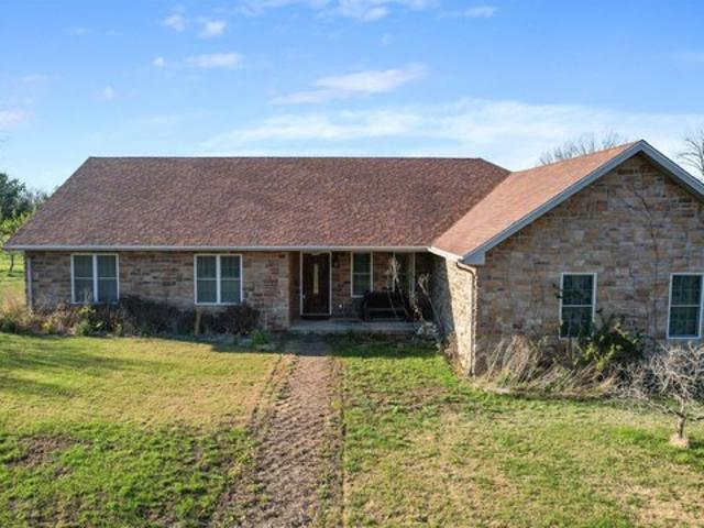 House for sale in Cobden, Illinois