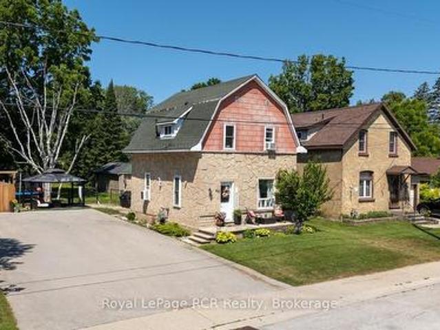 House for sale in Wiarton, Ontario