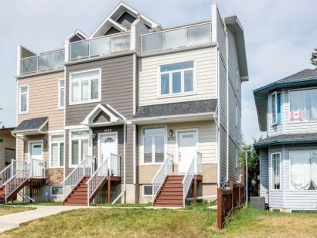Townhouse for sale in Bowness, Calgary
