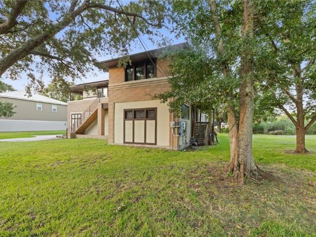 House for sale in Venetian Isles, New Orleans