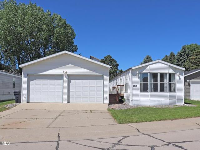 House for sale in Bismarck, North Dakota