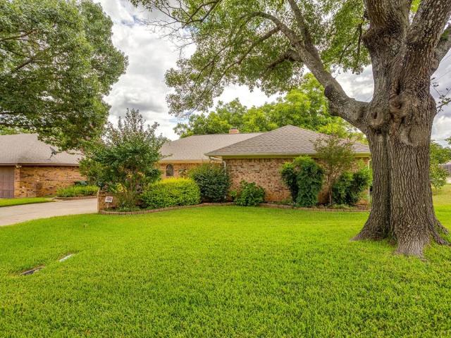 House for sale in Arlington, Texas
