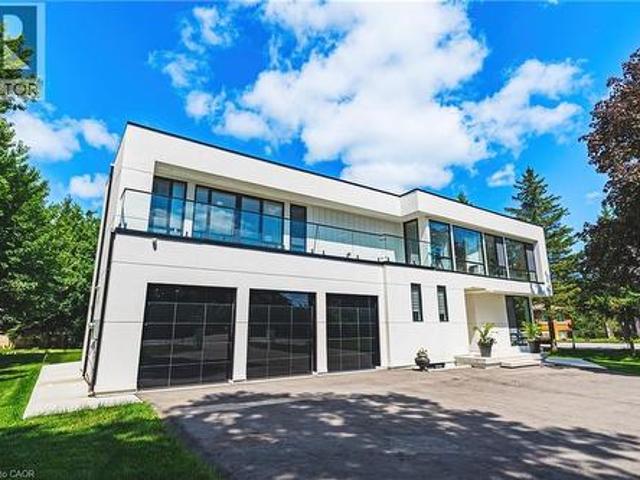 House for sale in Burlington, Ontario