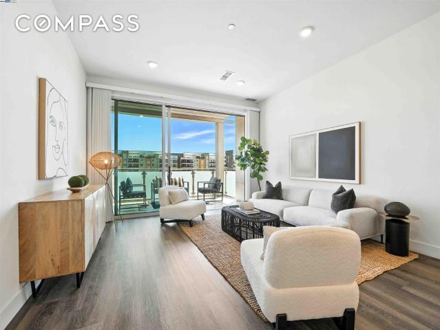 Condo for sale in Fremont
