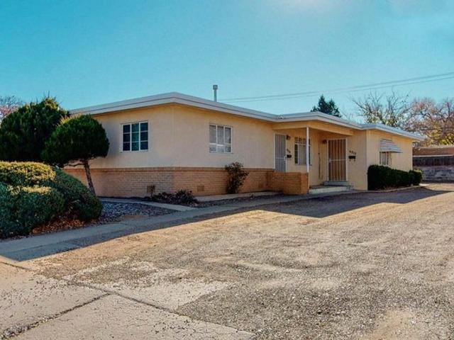 House for sale in New Mexico
