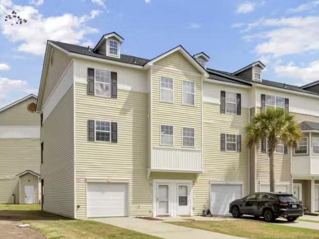 Condo for sale in North Charleston