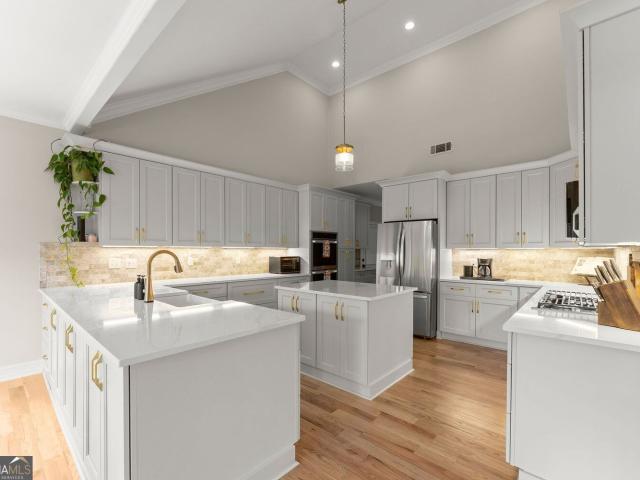 House for sale in Flowery Branch, Hall County